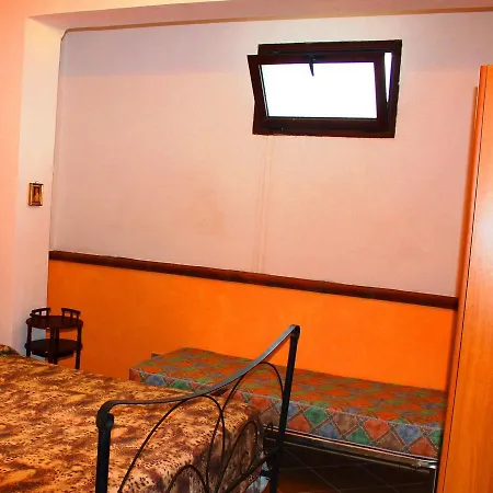 Locazione Turistica Asia Apartmán Tropea